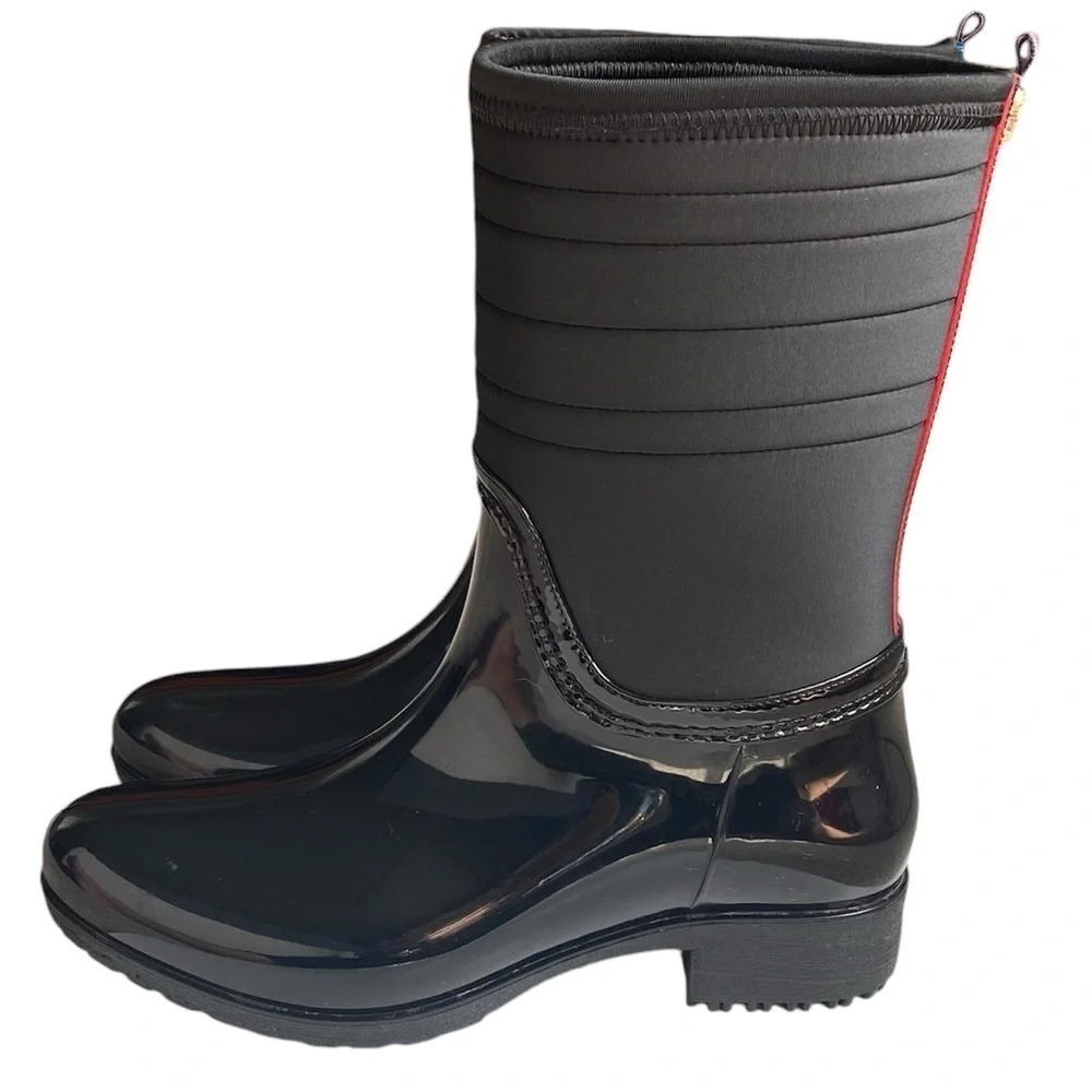 TOMMY HILFIGER Fonsi Rain Boots Round Almond Toe Black Red White Blue Women 8